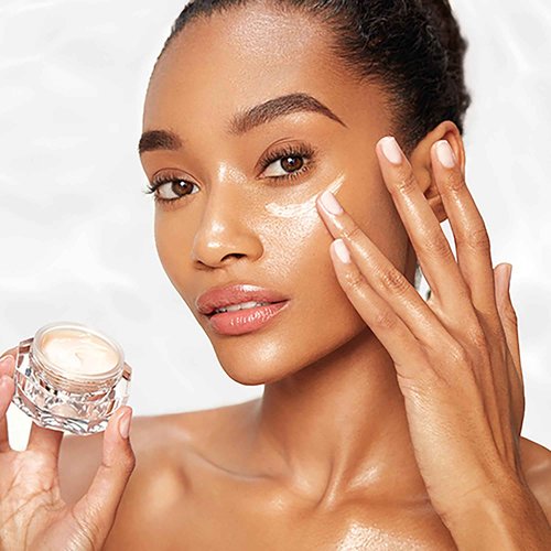 Charlotte Tilbury Magic Eye Rescue - Smoothing & Hydrating Under Eye Cream with Time-Released Retinol & Botanical Complex for Dark Circles, Puffiness & Fine Lines - For Smoother, Youthful Skin (15ml)