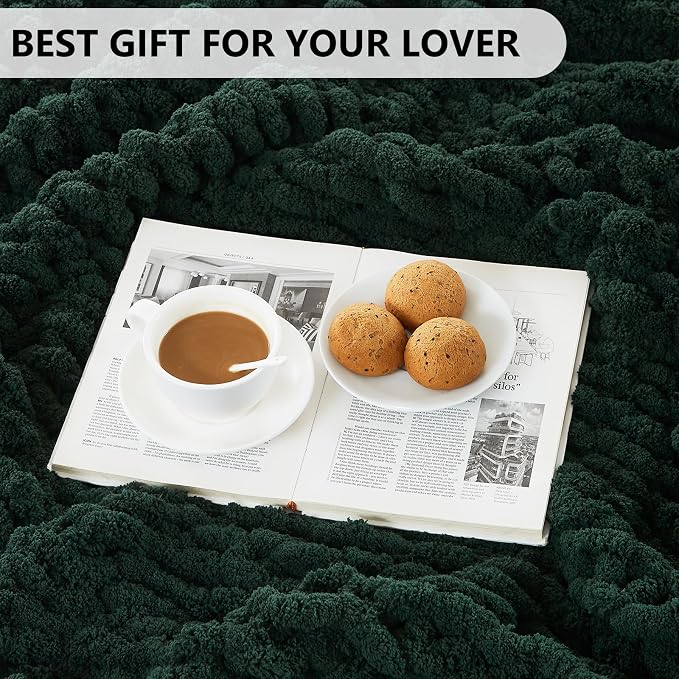 L'AGRATY Chunky Knit Blanket Throw: 72''x84'' Chenille Chunky Knitted Throw Blanket for Bed Couch - Handmade Thick Big Cable Knit Blankets - Large Crochet Rope Blanket for Home Decor(Green)