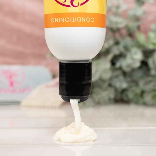 Jessicurl, Too Shea! Extra Moisturizing Conditioner for Curly Hair, Island Fantasy, 32 Fl oz. Leave in Conditioner for Dry Hair, Anti Frizz Hair Products