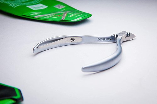 5 PCS Nghia Professional Stainless Steel Cuticle Nipper C-09 (D-09) Jaw 16 OsimihomeCuticle Cutter Trimmer Manicure Tools with 1 Spring– Perfect Nail Care Tool at Home/Spa/Saloon Gray