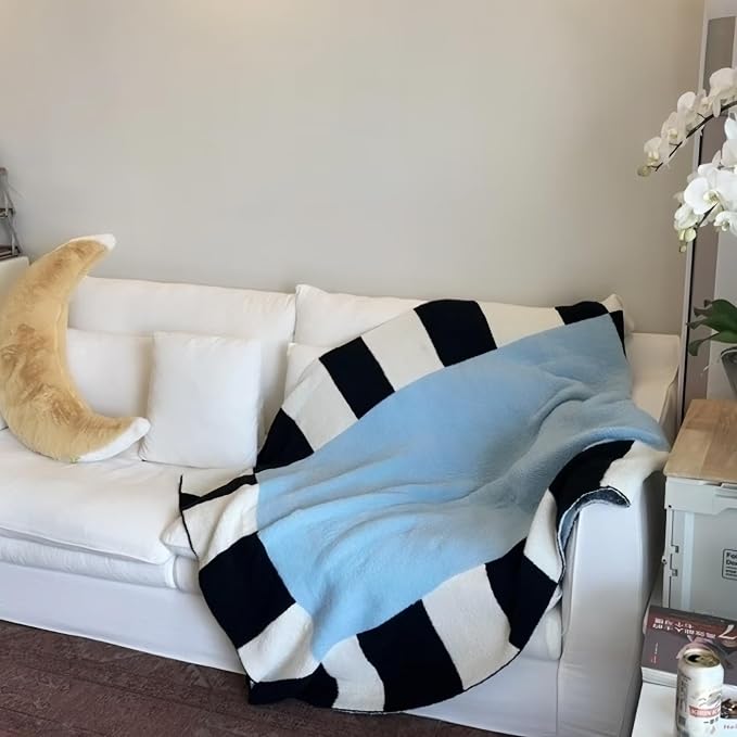 Blue Fleece Throw Blanket for Couch, Modern Fluffy Checkered Blankets Cozy Soft Memphis Style Decorative Blanket for Sofa Travel All Seasons 50x70 Inch