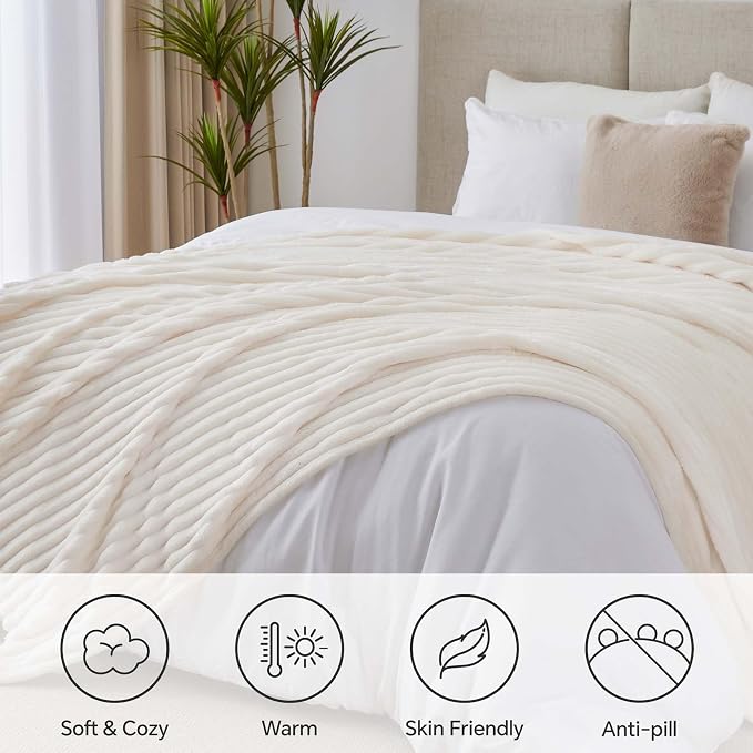 BEDELITE Full Size Blanket for Bed, 300GSM Soft & Warm Fleece Cream White Blanket, Decorative and Giftable Striped Blankets for Women, Men, 84"x90"