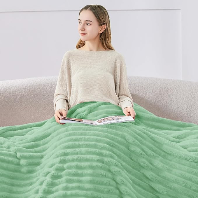 BEDELITE Fleece Throw Blanket for Couch - 300GSM Soft & Warm Fluffy Mint Green Blanket, Decorative and Giftable Striped Blankets for Women, Men, 50"x60"