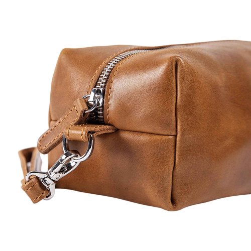 PEGAI Leather Travel Toiletry Bag for Men | Handmade Top Grain Distressed Dopp Kit, Mens Toiletry Bag, Shaving Kit Case Travel Organizer - Lee (Cinnamon)