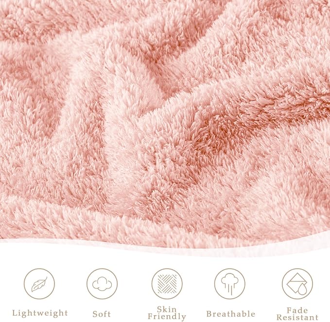 Exclusivo Mezcla Fleece Bed Blankets Queen Size, Ultra Soft, Lightweight and Fuzzy Light Pink Blanket for Women, Home Decor, 90x90 Inches