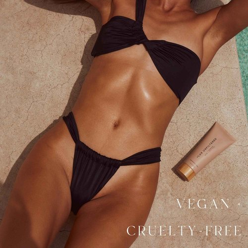 + Lux Unfiltered Summer Skin Set with N°32 Gradual Hydrating Self Tanner in Santal and N°10 Blurring Body Glow