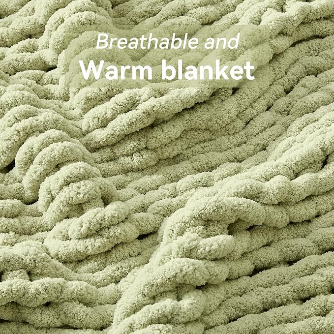 Negwoo Chunky Knit Throw Blanket, 50''*60'' Knitted Throw Chenille Yarn for Bed Couch, Handmade Light Green Crochet Big Thick Blanket, Machine Washable Cute Comfy Blanket for Home Decor