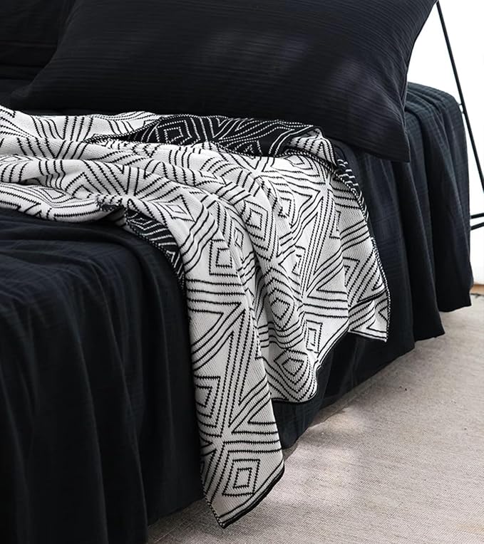 Black and White Throw Blankets, Knitted Modern Patterned Throw Blanket, Soft Lightweight Woven Throw Blanket for Sofa Couch Bed and Living Room, Black&White (50x70 Inch)