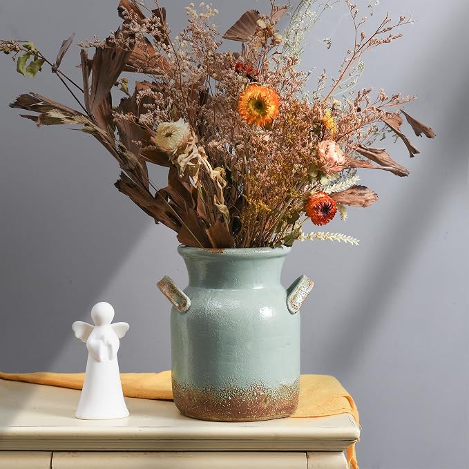 Quoowiit Ceramic Rustic Farmhouse Vase, Distressed Decorative Flower Vases for Home Decor, Ideal Shelf Decor, Green Boho Vase for Living Room Bedroom Kitchen Office Centerpiece Table Decorations
