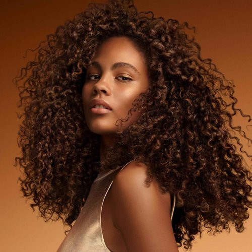 Wella Professionals ULTIMATE SMOOTH Shampoo for Dry, Dull & Frizzy Hair | With Squalane & Omega 9 | 33.8 Fl Oz