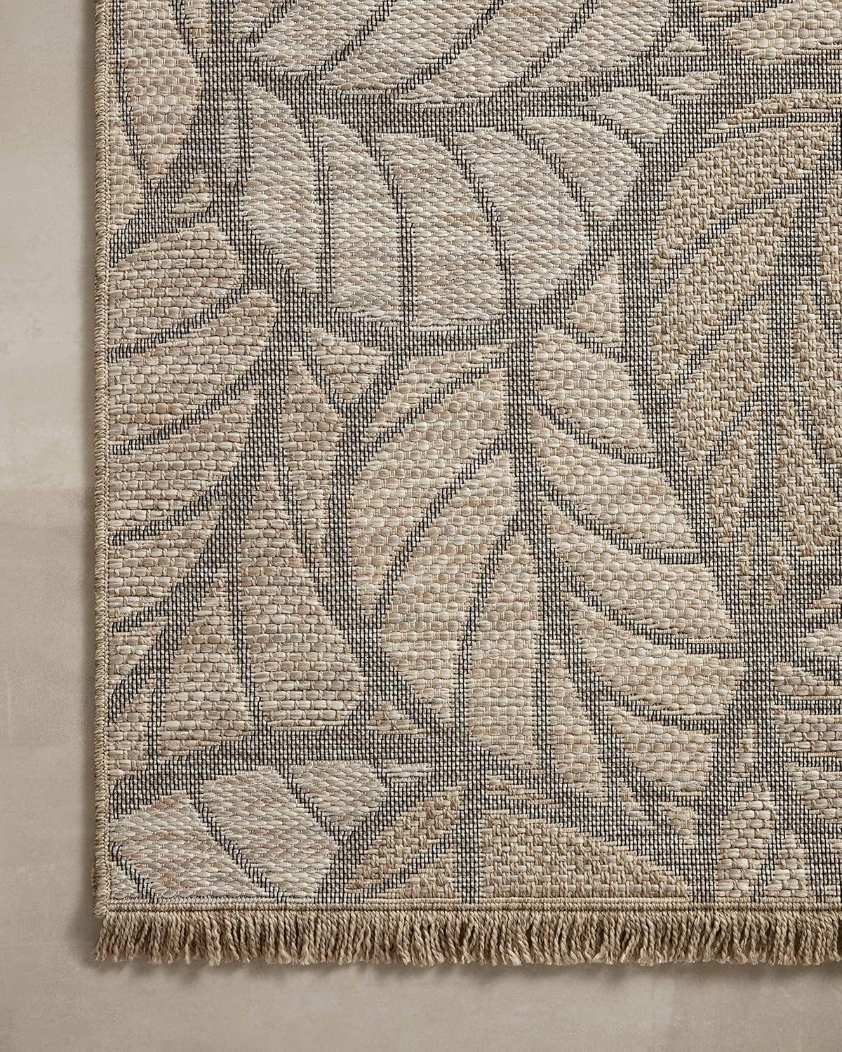 Loloi Dawn Collection Indoor/Outdoor DAW-05 Taupe 7'-8" x 10' Area Rug